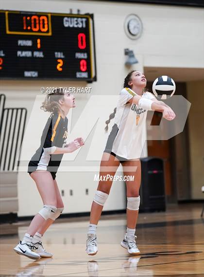 Thumbnail 2 in Hamilton Southeastern @ Avon photogallery.