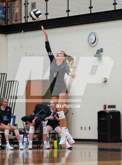 Thumbnail 1 in Hamilton Southeastern @ Avon photogallery.