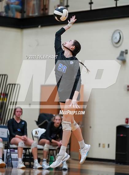 Thumbnail 3 in Hamilton Southeastern @ Avon photogallery.