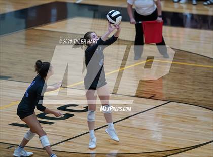 Thumbnail 2 in Hamilton Southeastern @ Avon photogallery.