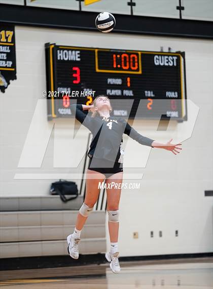 Thumbnail 3 in Hamilton Southeastern @ Avon photogallery.