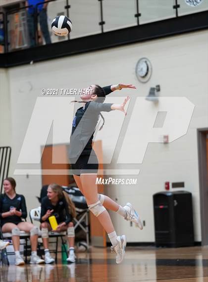 Thumbnail 3 in Hamilton Southeastern @ Avon photogallery.