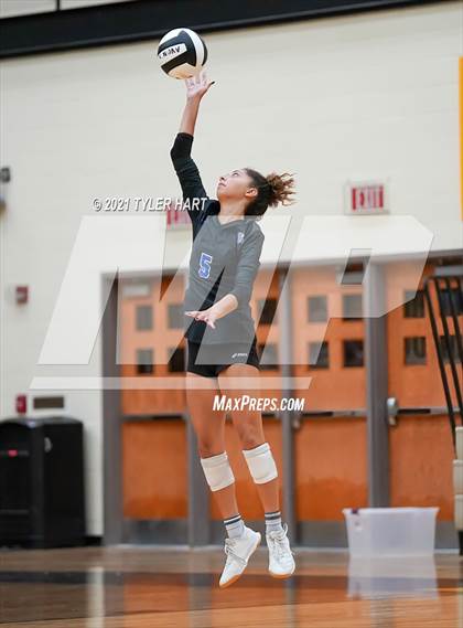 Thumbnail 1 in Hamilton Southeastern @ Avon photogallery.