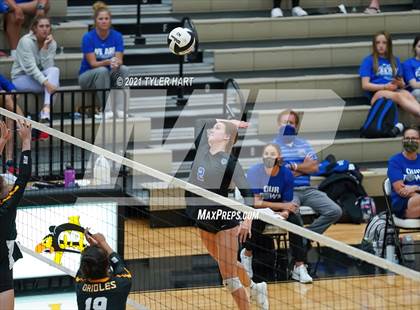 Thumbnail 1 in Hamilton Southeastern @ Avon photogallery.