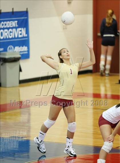 Thumbnail 1 in Keller Central vs Friendswood (Nike Volleyball Classic) photogallery.