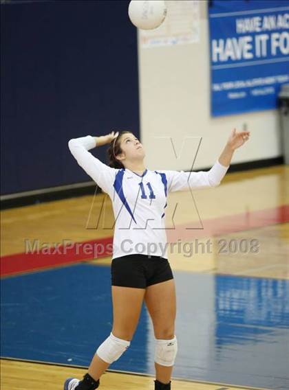 Thumbnail 2 in Keller Central vs Friendswood (Nike Volleyball Classic) photogallery.
