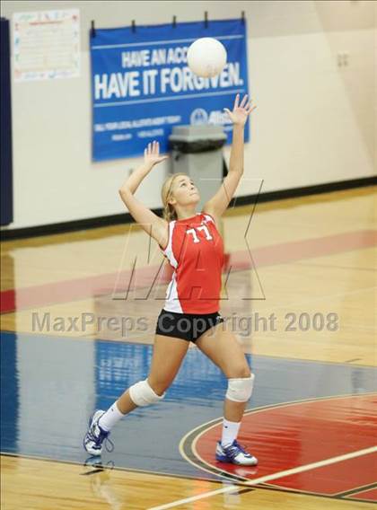 Thumbnail 3 in Keller Central vs Friendswood (Nike Volleyball Classic) photogallery.