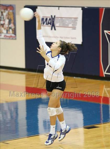 Thumbnail 1 in Keller Central vs Friendswood (Nike Volleyball Classic) photogallery.