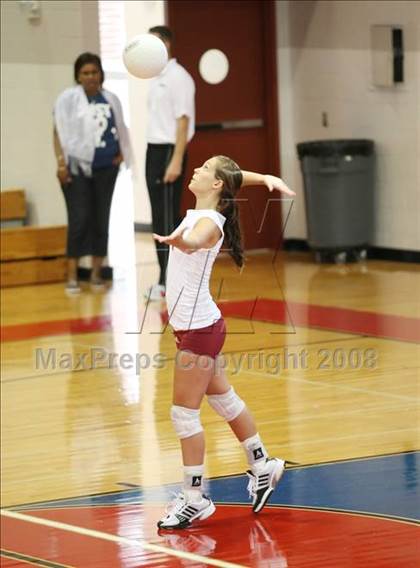 Thumbnail 3 in Keller Central vs Friendswood (Nike Volleyball Classic) photogallery.