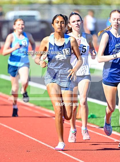 Thumbnail 3 in Pirate Booty Invitational (800 Meter) photogallery.