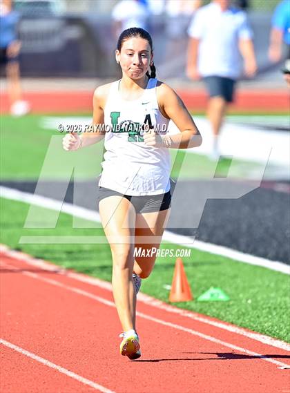Thumbnail 2 in Pirate Booty Invitational (800 Meter) photogallery.