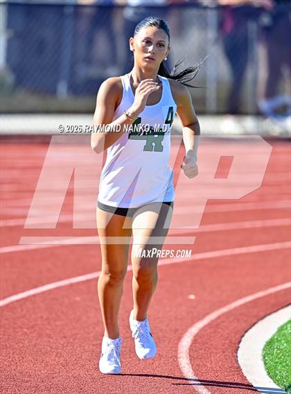 Thumbnail 3 in Pirate Booty Invitational (800 Meter) photogallery.