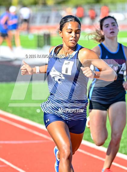 Thumbnail 3 in Pirate Booty Invitational (800 Meter) photogallery.