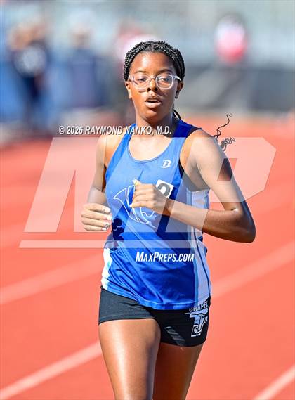 Thumbnail 1 in Pirate Booty Invitational (800 Meter) photogallery.