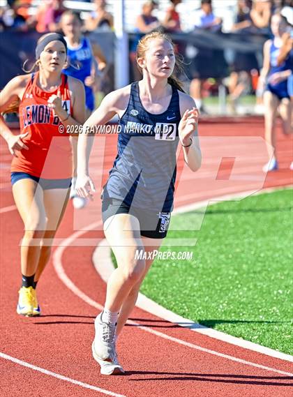 Thumbnail 1 in Pirate Booty Invitational (800 Meter) photogallery.