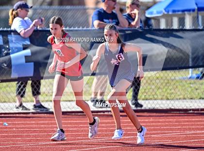 Thumbnail 1 in Pirate Booty Invitational (800 Meter) photogallery.