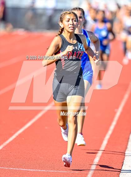 Thumbnail 1 in Pirate Booty Invitational (800 Meter) photogallery.