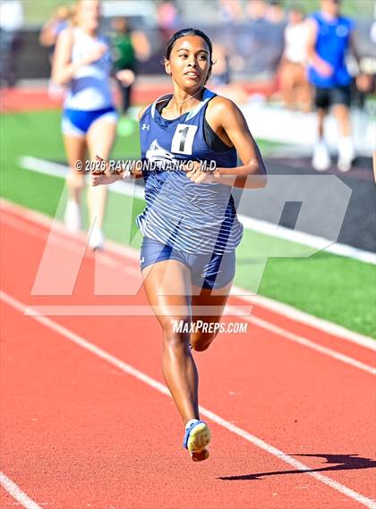Thumbnail 1 in Pirate Booty Invitational (800 Meter) photogallery.
