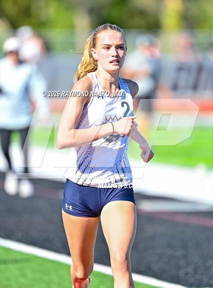 Thumbnail 2 in Pirate Booty Invitational (800 Meter) photogallery.