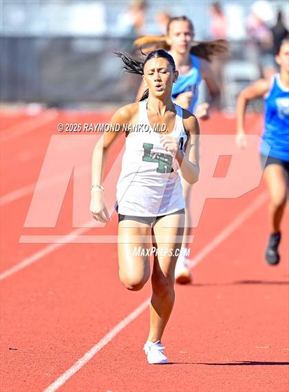 Thumbnail 2 in Pirate Booty Invitational (800 Meter) photogallery.