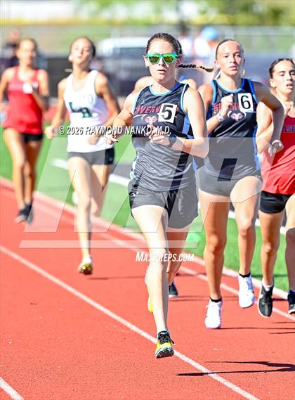 Thumbnail 2 in Pirate Booty Invitational (800 Meter) photogallery.