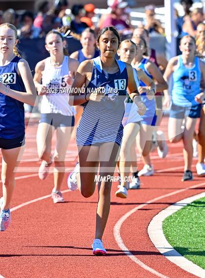 Thumbnail 1 in Pirate Booty Invitational (800 Meter) photogallery.