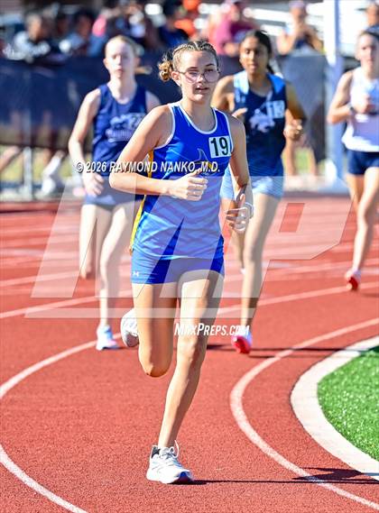 Thumbnail 2 in Pirate Booty Invitational (800 Meter) photogallery.