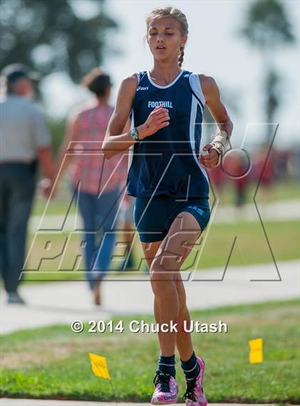 Thumbnail 2 in Dos Pueblos Invitational (Girls Races) photogallery.