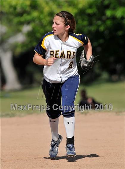 Thumbnail 2 in Lakewood vs Warren (Kiwanis Showtime Tournament) photogallery.