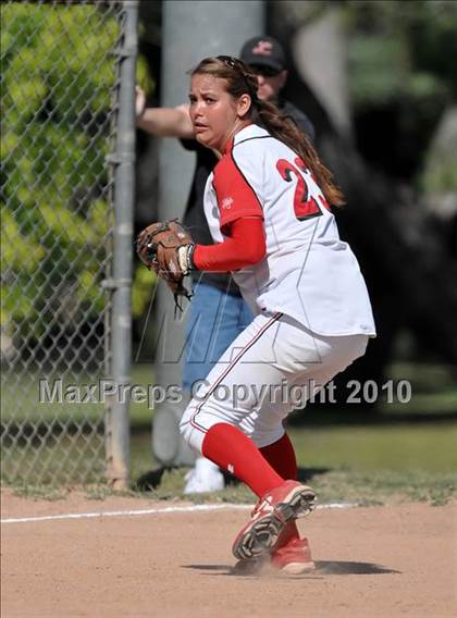 Thumbnail 2 in Lakewood vs Warren (Kiwanis Showtime Tournament) photogallery.