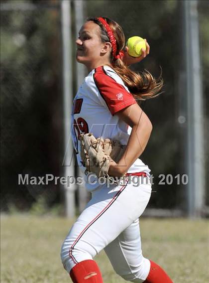 Thumbnail 3 in Lakewood vs Warren (Kiwanis Showtime Tournament) photogallery.