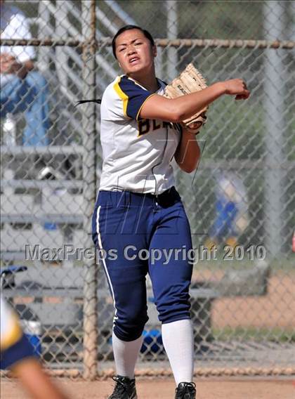 Thumbnail 3 in Lakewood vs Warren (Kiwanis Showtime Tournament) photogallery.
