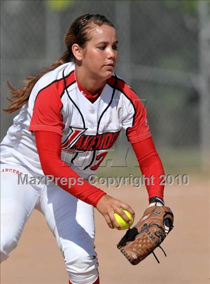 Thumbnail 3 in Lakewood vs Warren (Kiwanis Showtime Tournament) photogallery.