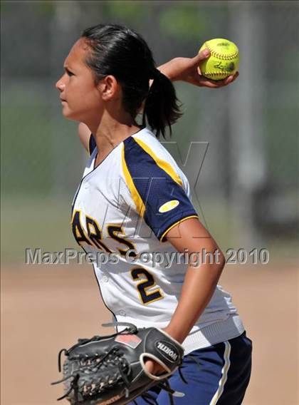 Thumbnail 3 in Lakewood vs Warren (Kiwanis Showtime Tournament) photogallery.