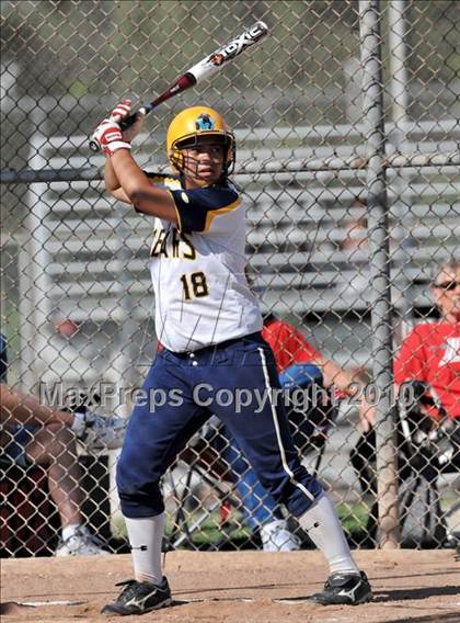 Thumbnail 1 in Lakewood vs Warren (Kiwanis Showtime Tournament) photogallery.