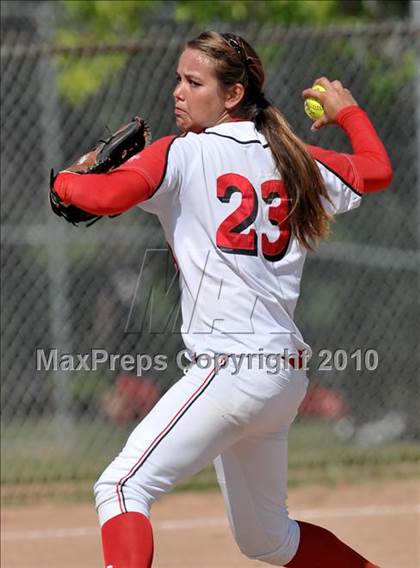 Thumbnail 1 in Lakewood vs Warren (Kiwanis Showtime Tournament) photogallery.