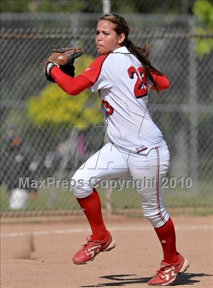 Thumbnail 1 in Lakewood vs Warren (Kiwanis Showtime Tournament) photogallery.