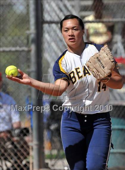 Thumbnail 3 in Lakewood vs Warren (Kiwanis Showtime Tournament) photogallery.
