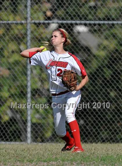 Thumbnail 3 in Lakewood vs Warren (Kiwanis Showtime Tournament) photogallery.