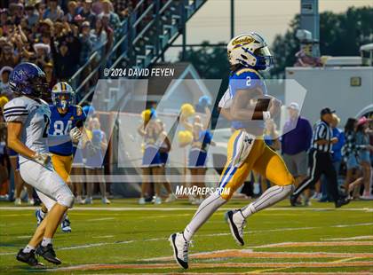 Thumbnail 1 in Waukesha North @ Catholic Memorial photogallery.