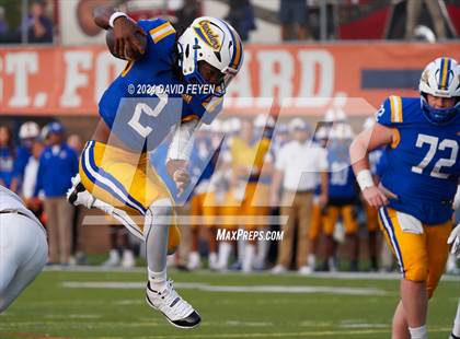 Thumbnail 3 in Waukesha North @ Catholic Memorial photogallery.
