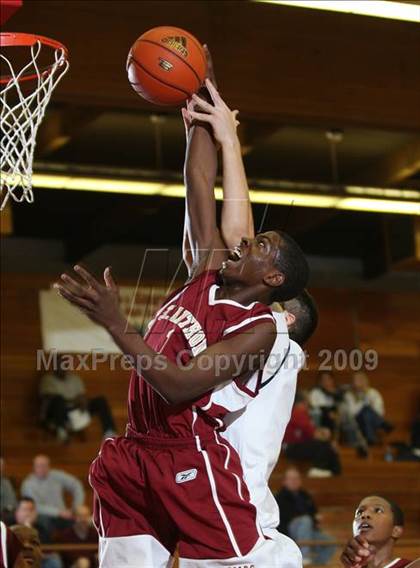 Thumbnail 3 in St. Anthony vs. Bellarmine Prep (MaxPreps Holiday Classic) photogallery.
