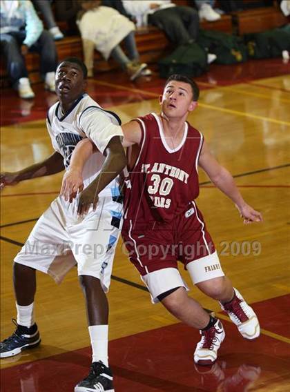 Thumbnail 1 in St. Anthony vs. Bellarmine Prep (MaxPreps Holiday Classic) photogallery.