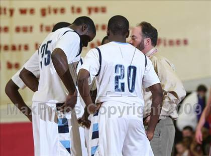 Thumbnail 3 in St. Anthony vs. Bellarmine Prep (MaxPreps Holiday Classic) photogallery.