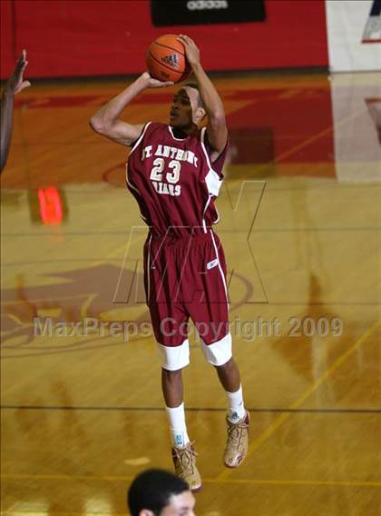 Thumbnail 2 in St. Anthony vs. Bellarmine Prep (MaxPreps Holiday Classic) photogallery.
