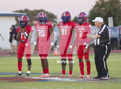 Thumbnail 3 in Royal vs Sealy photogallery.
