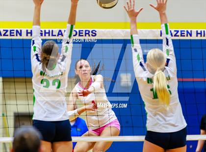 Thumbnail 1 in Woodinville @ Hazen photogallery.