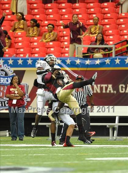 Thumbnail 2 in Mt. Zion vs. Creekside (Great American Football Classic) photogallery.