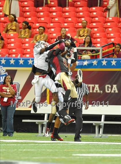Thumbnail 1 in Mt. Zion vs. Creekside (Great American Football Classic) photogallery.