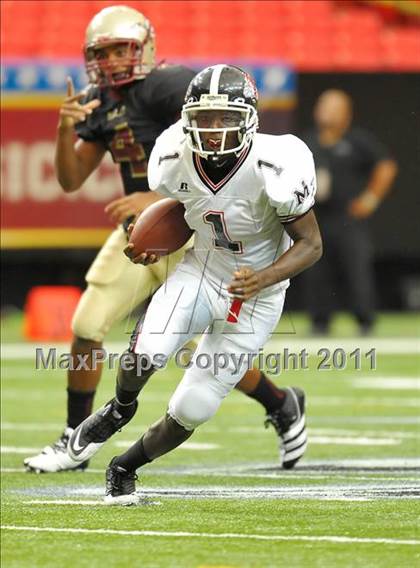 Thumbnail 1 in Mt. Zion vs. Creekside (Great American Football Classic) photogallery.